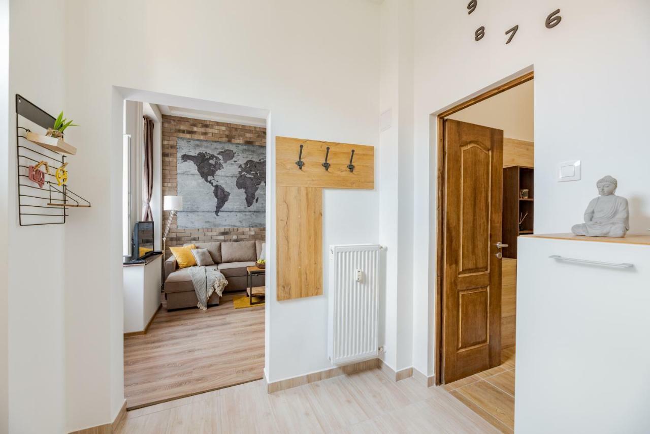 Central Kira Apartment Будапеща Екстериор снимка