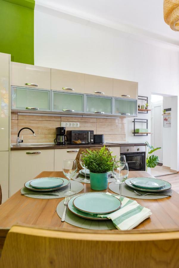 Central Kira Apartment Будапеща Екстериор снимка
